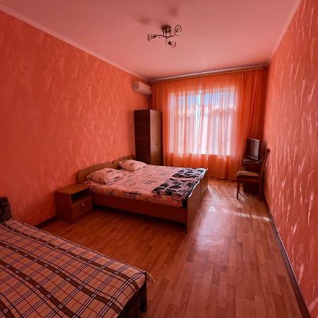 Гостевой Дом Светлана Hotel Leselidze Bagian luar foto
